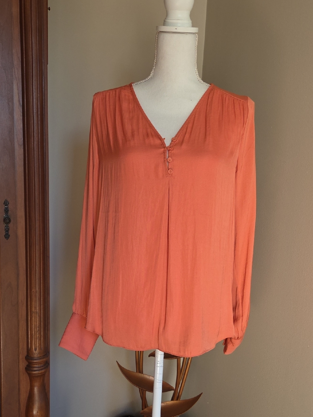 Coral Color Collarless Blouse
